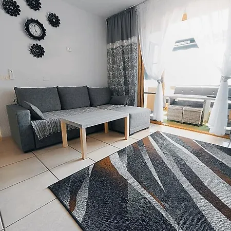Apartament Port Royale *